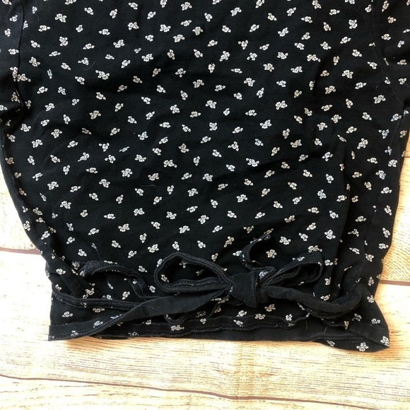 Brandy Melville Wrap Crop Top - Picture 7 of 7